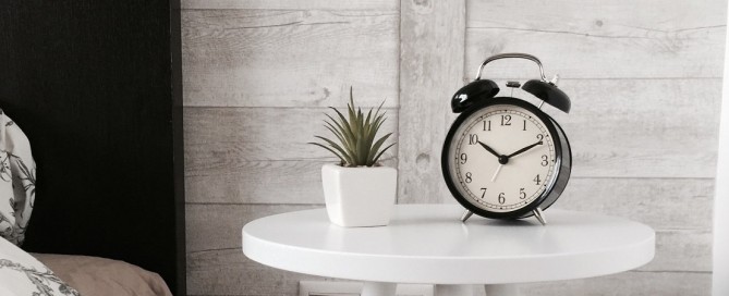 Resetting your sleep schedule is easier when using this alarm clock.